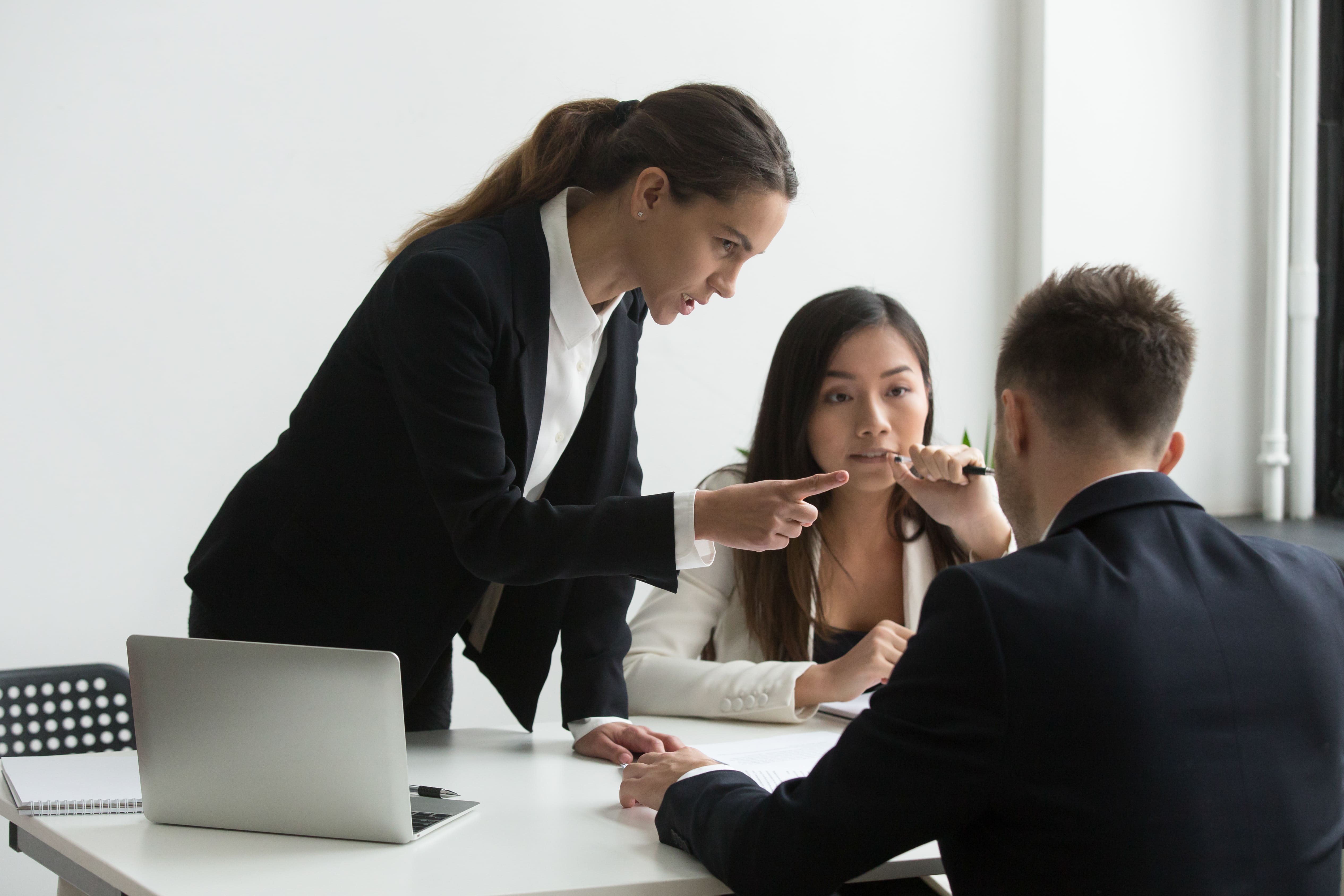 Assédio no ambiente de trabalho 